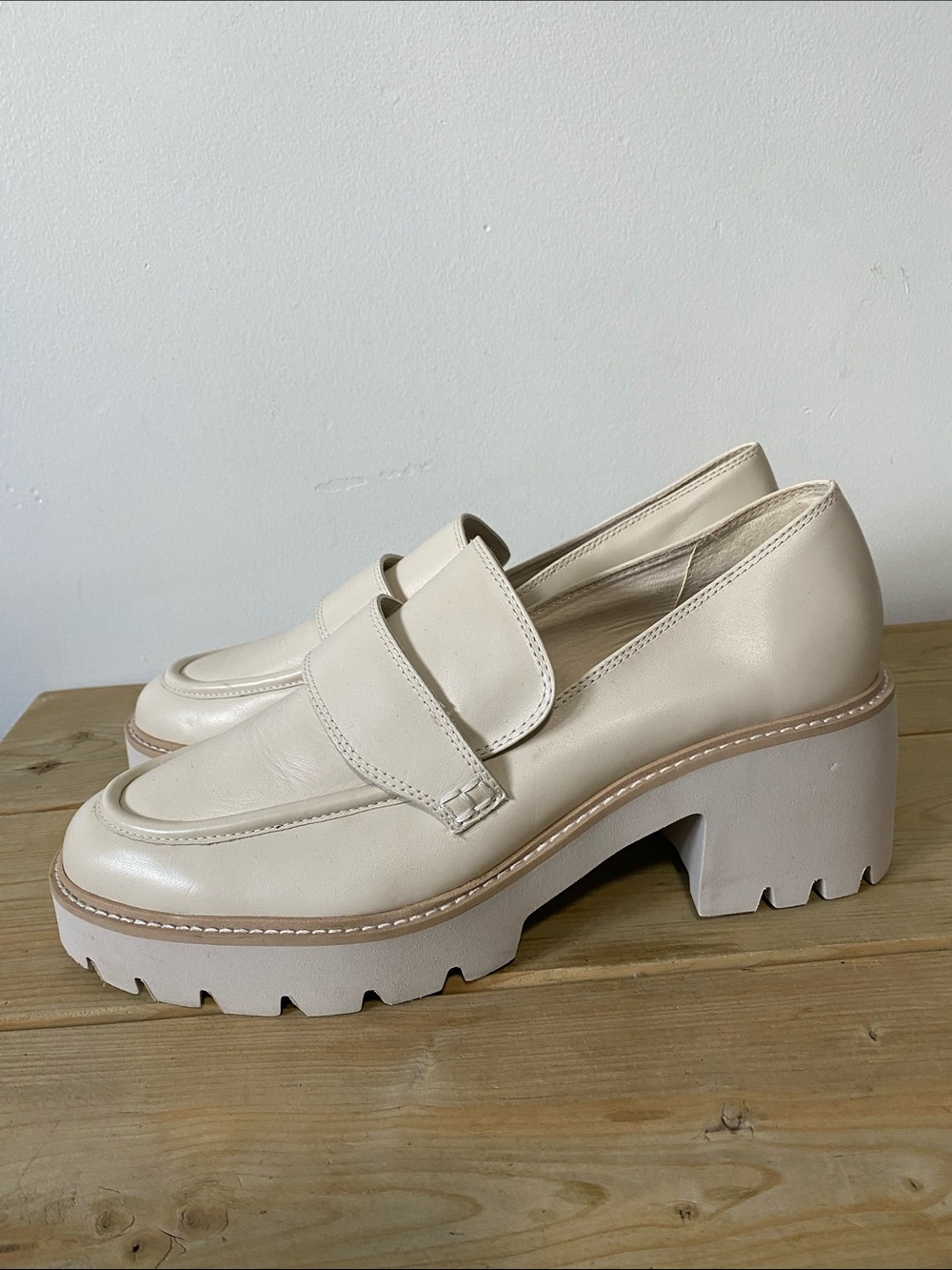 Dolce Vita Halona Lug-Sole Loafer Pumps tan size 13